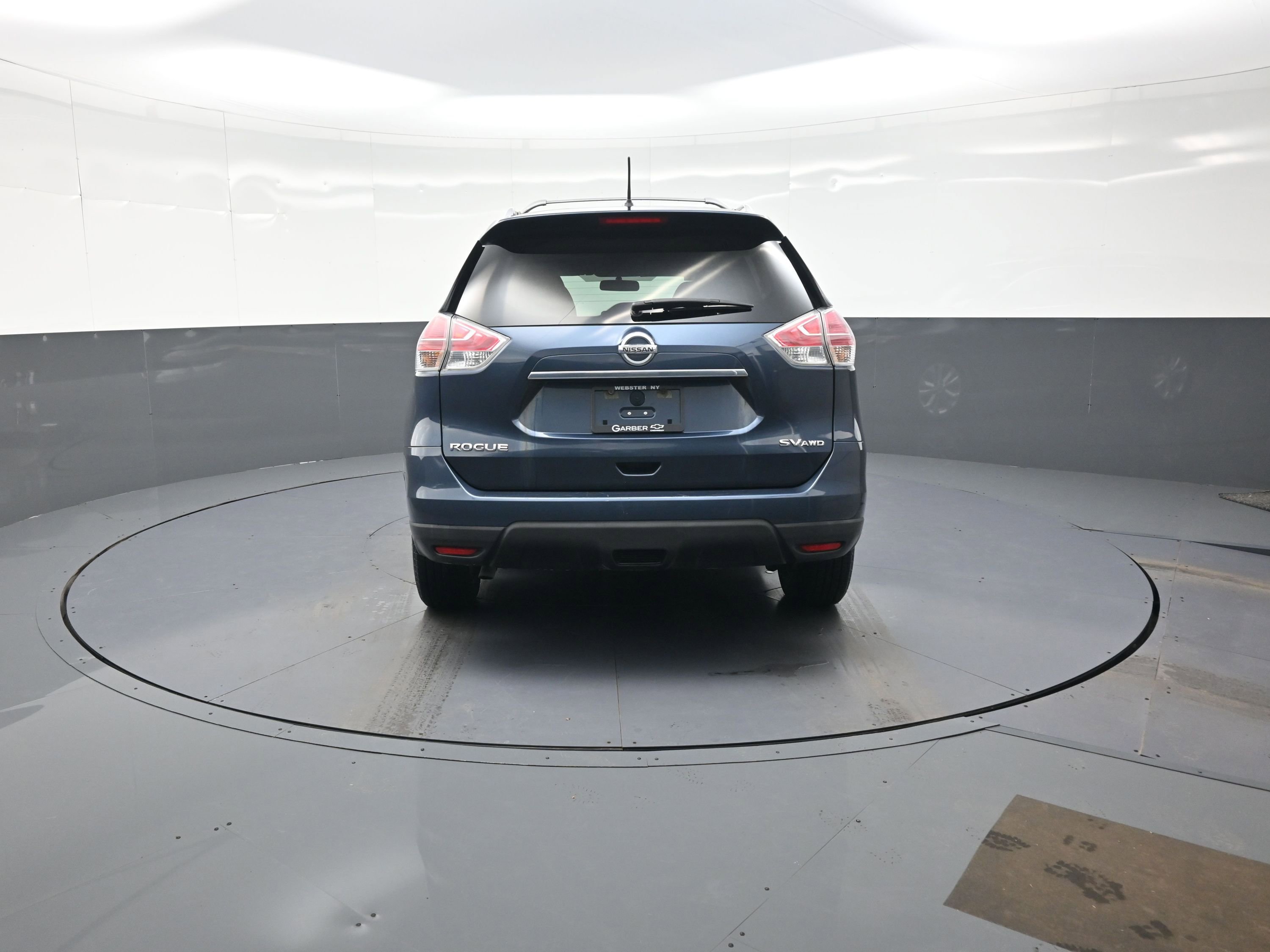 Used 2015 Nissan Rogue SV image 4