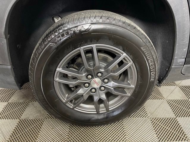 Used 2025 GMC Acadia Elevation image 15