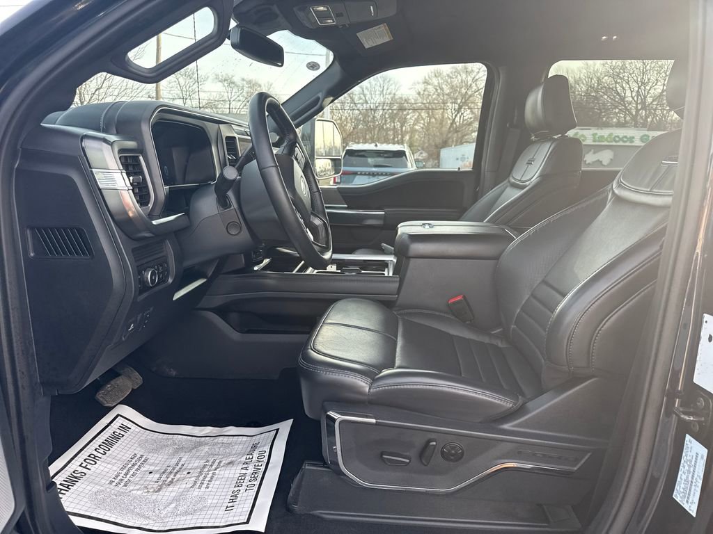 Used 2025 Ford F250 Platinum image 28
