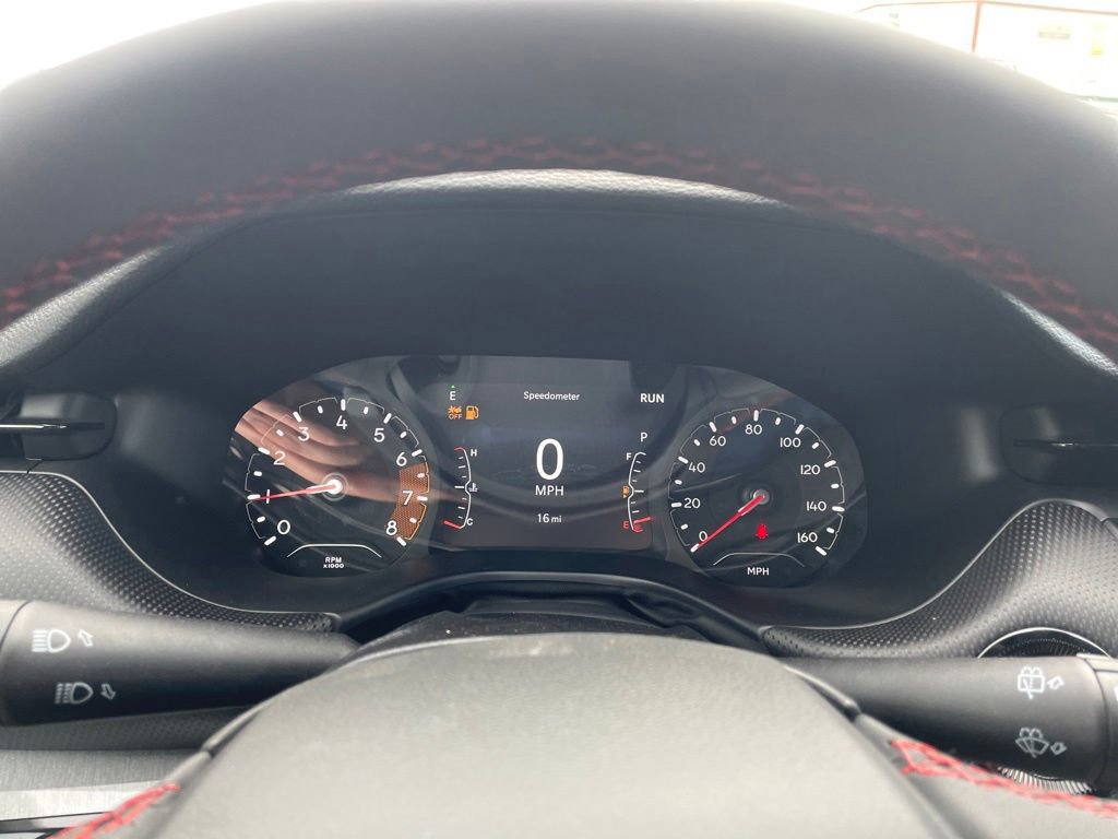 Used 2024 Jeep Compass Trailhawk w/ Trailhawk Convenience Group image 18