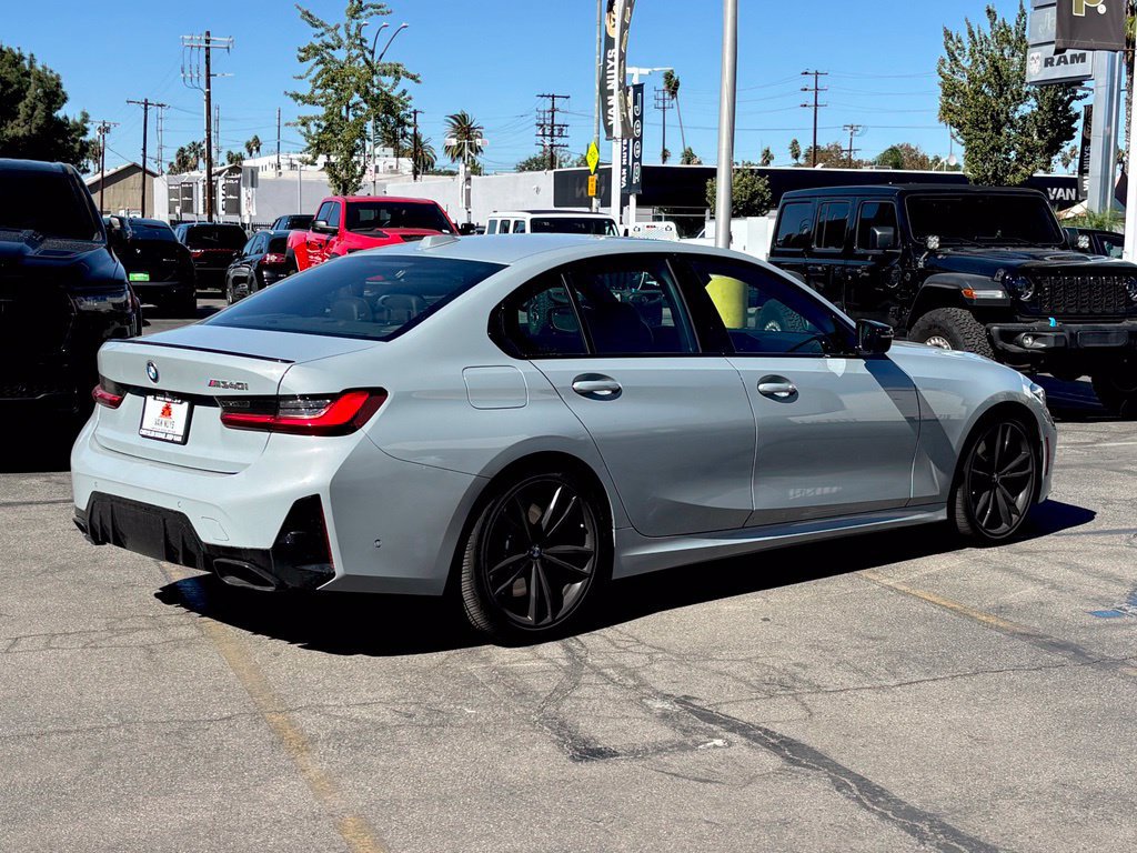 Used 2024 BMW M340i w/ Premium Package RWD image 3