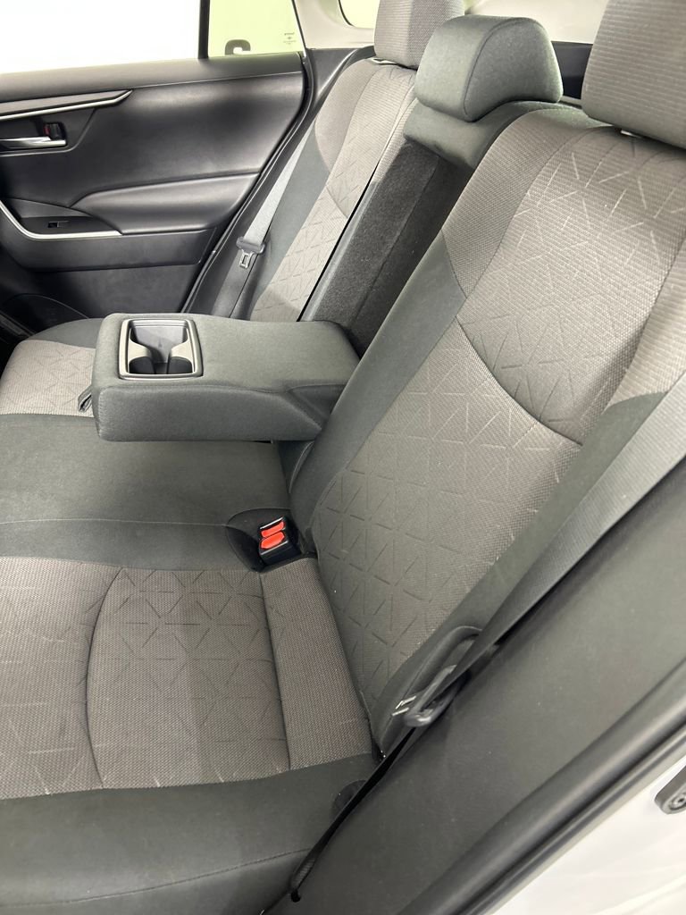 Used 2024 Toyota RAV4 XLE image 16