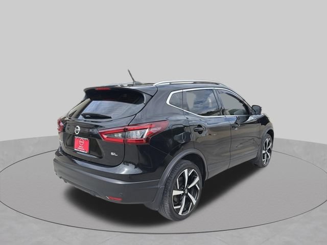 Used 2022 Nissan Rogue Sport SL w/ Premium Package FWD image 3