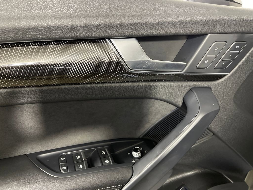 Used 2023 Audi SQ5 Premium Plus w/ Premium Plus Package image 16
