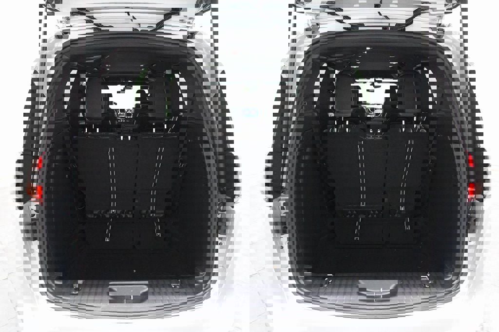 New 2026 Chrysler Pacifica Select w/ S Appearance Package image 27