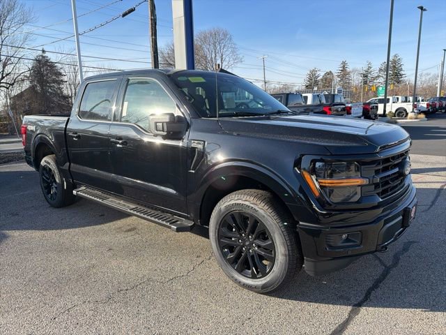 New 2025 Ford F150 XLT w/ Equipment Group 302A MID