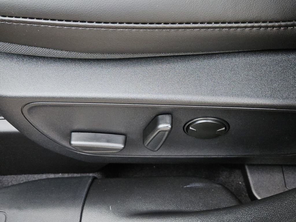 New 2026 Ford Escape ST-Line w/ Tech Pack #1 image 26