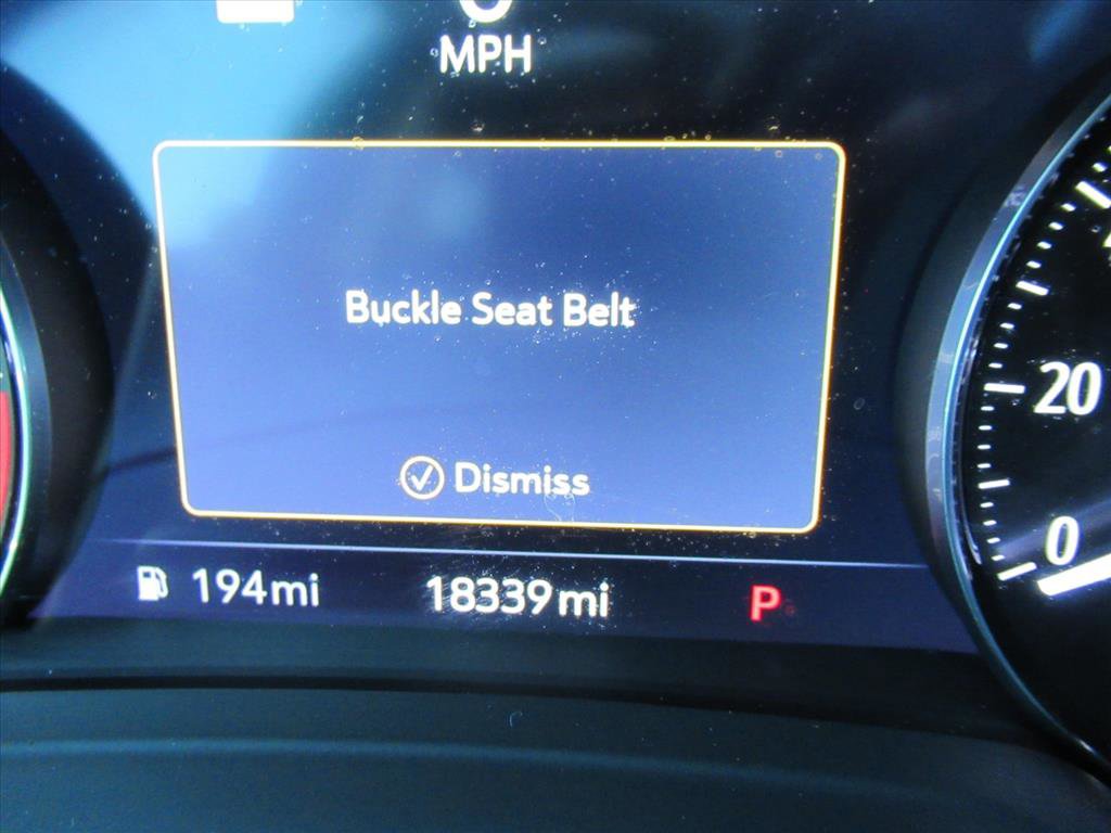 Used 2023 Buick Envision Avenir image 32