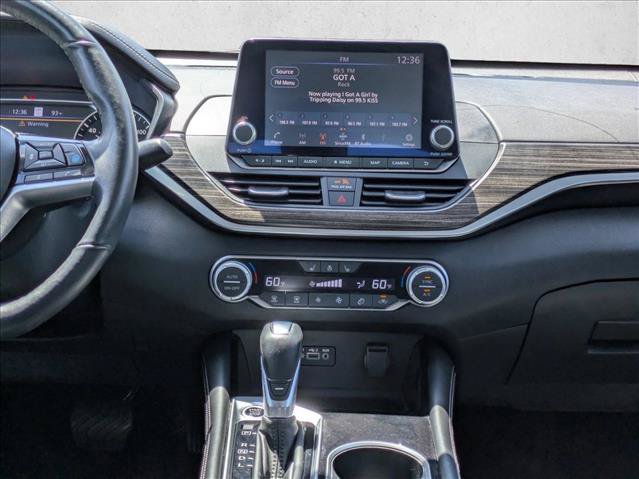 Used 2022 Nissan Altima 2.5 Platinum AWD/4WD image 16