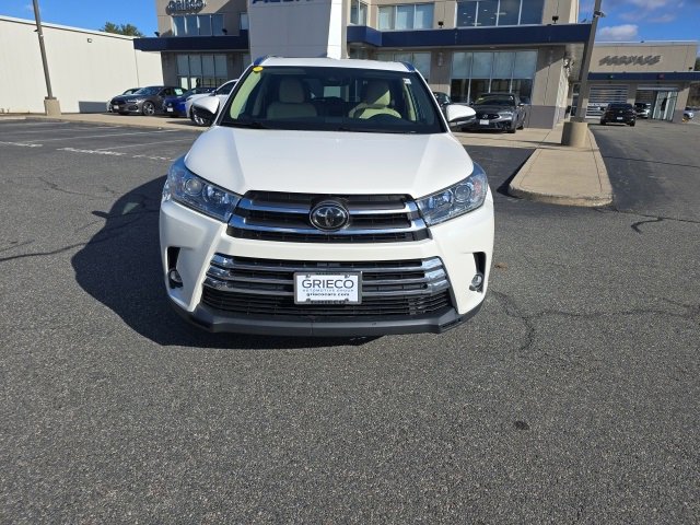 Used 2019 Toyota Highlander Limited image 2