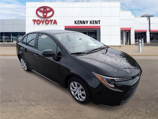Used 2025 Toyota Corolla LE w/ Convenience Package
