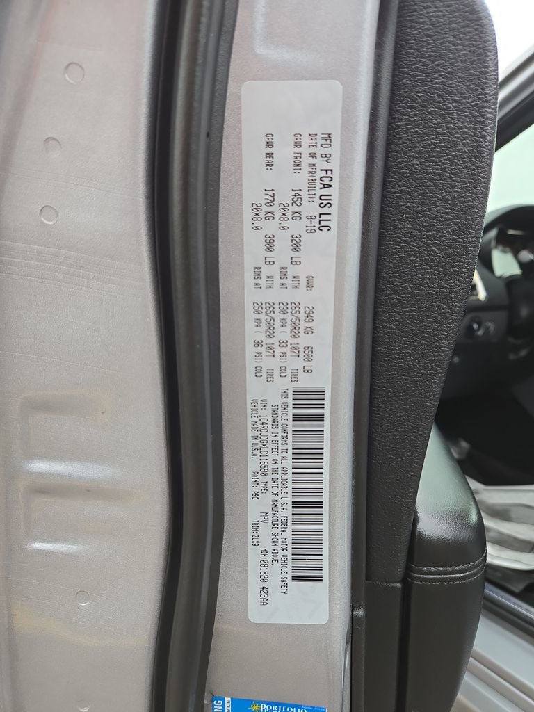 Used 2020 Dodge Durango GT image 31