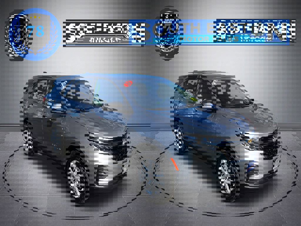 Used 2024 Chevrolet Equinox LS image 2