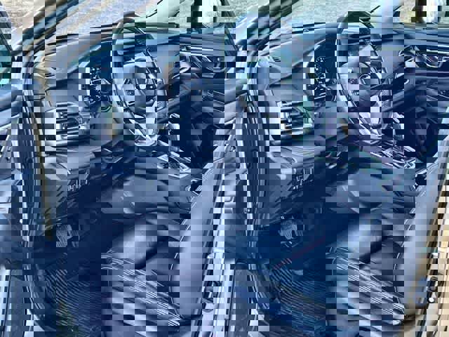 Used 2023 Subaru Outback Touring image 3