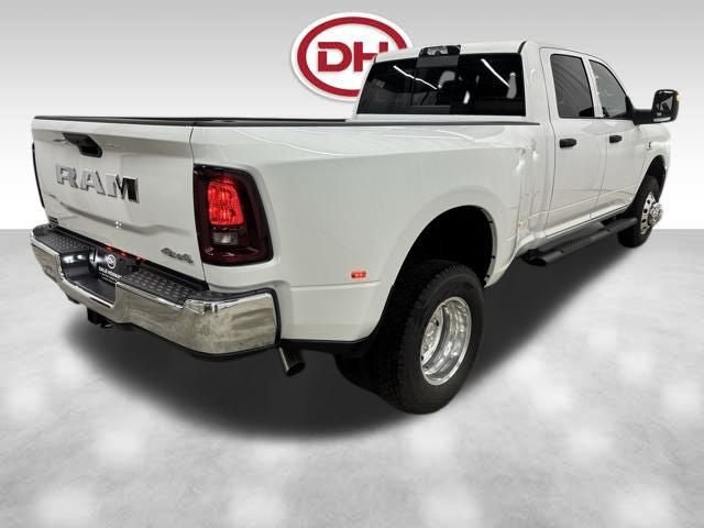 New 2026 RAM 3500 Tradesman AWD/4WD image 12