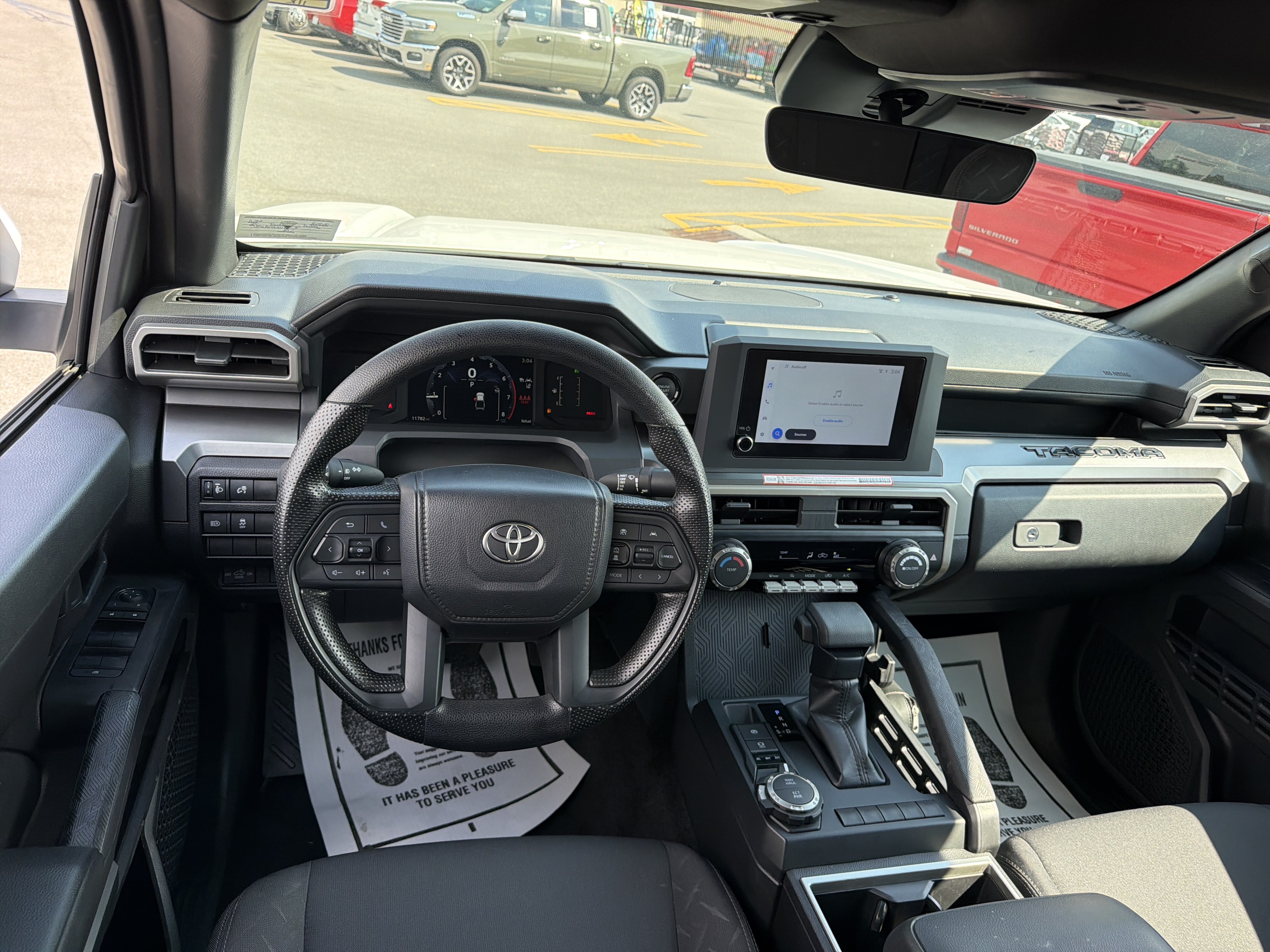 Used 2025 Toyota Tacoma SR5 AWD/4WD image 14