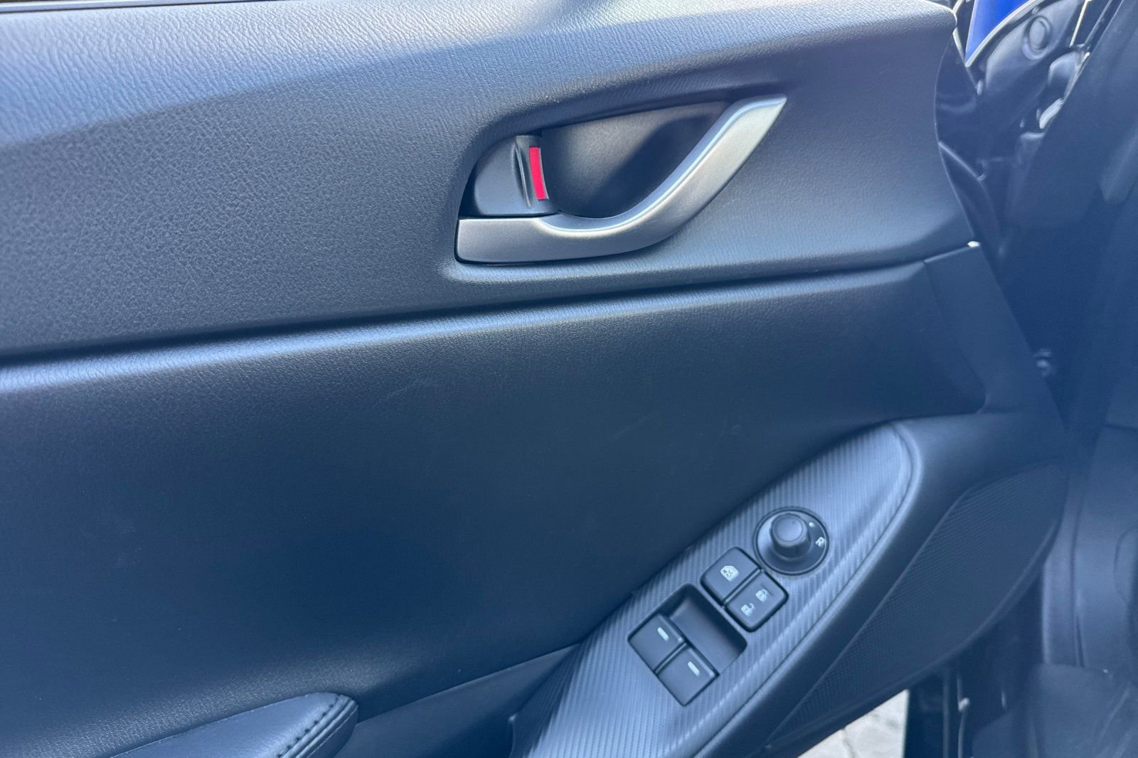 Used 2025 MAZDA MX-5 Miata Sport w/ Appearance Package image 11