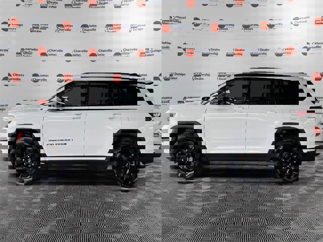 Used 2023 Jeep Grand Cherokee L Altitude image 2