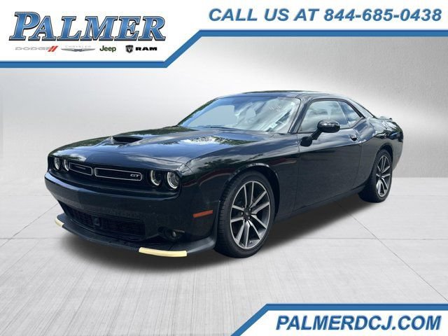 Used 2023 Dodge Challenger GT w/ Plus Package RWD image 1