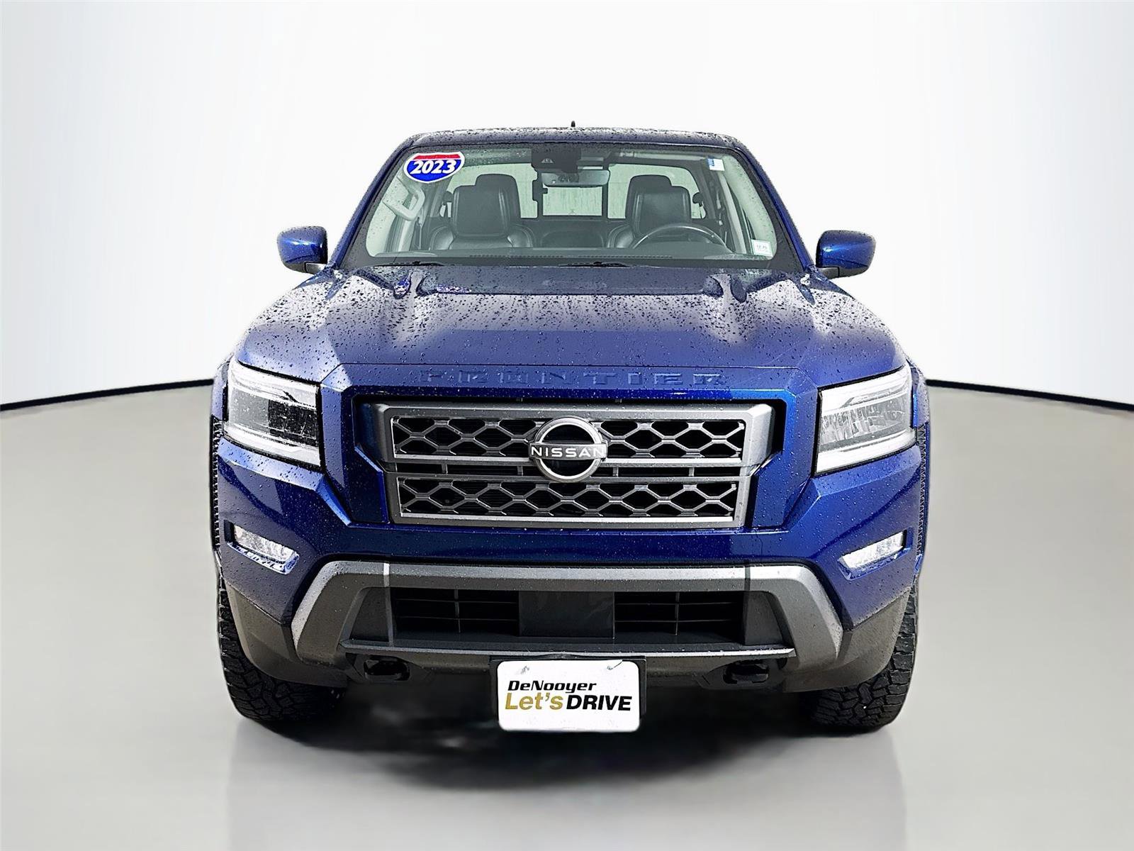Used 2023 Nissan Frontier SV w/ SV Premium Package image 3