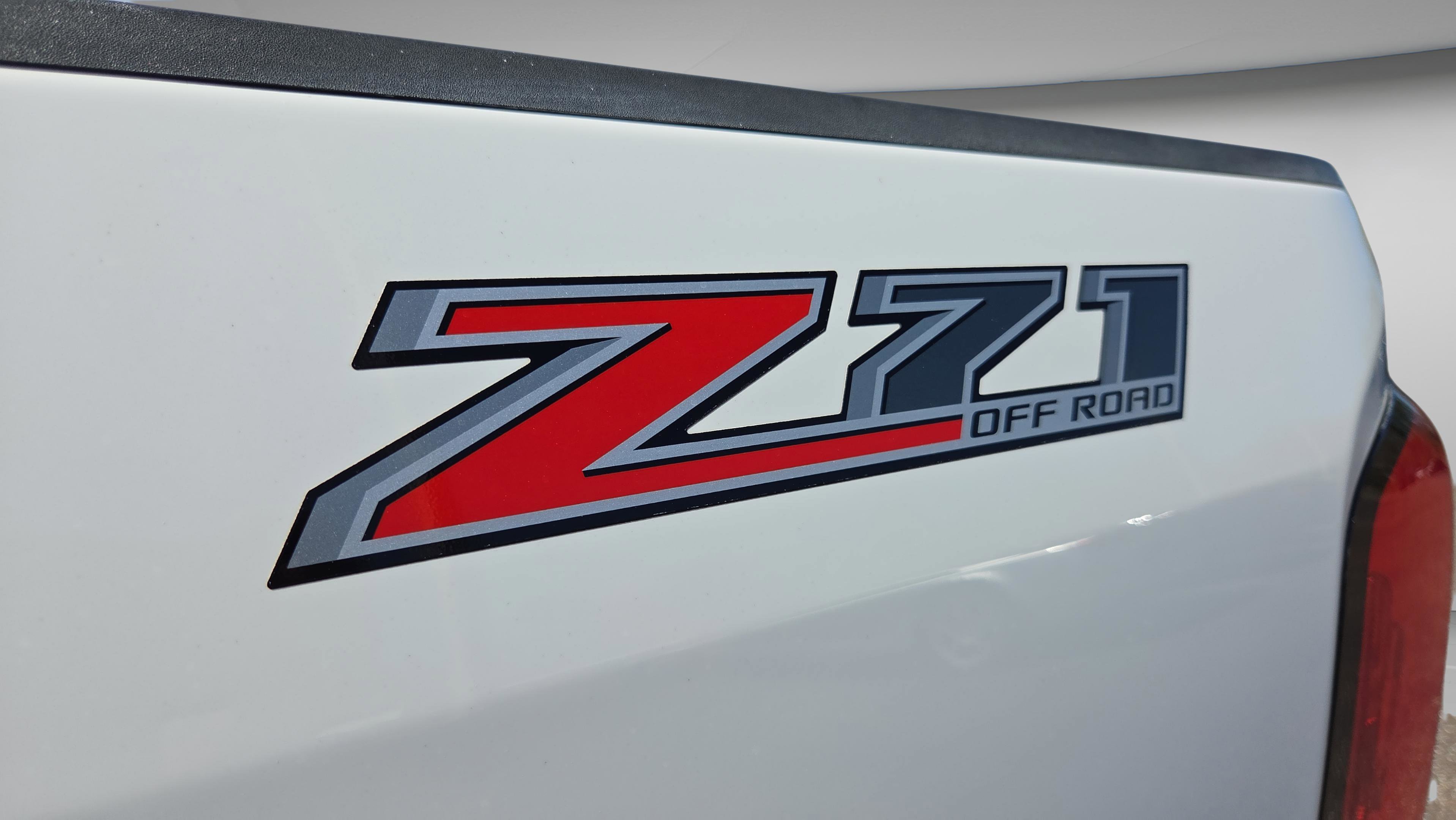 Used 2017 Chevrolet Colorado Z71 image 33