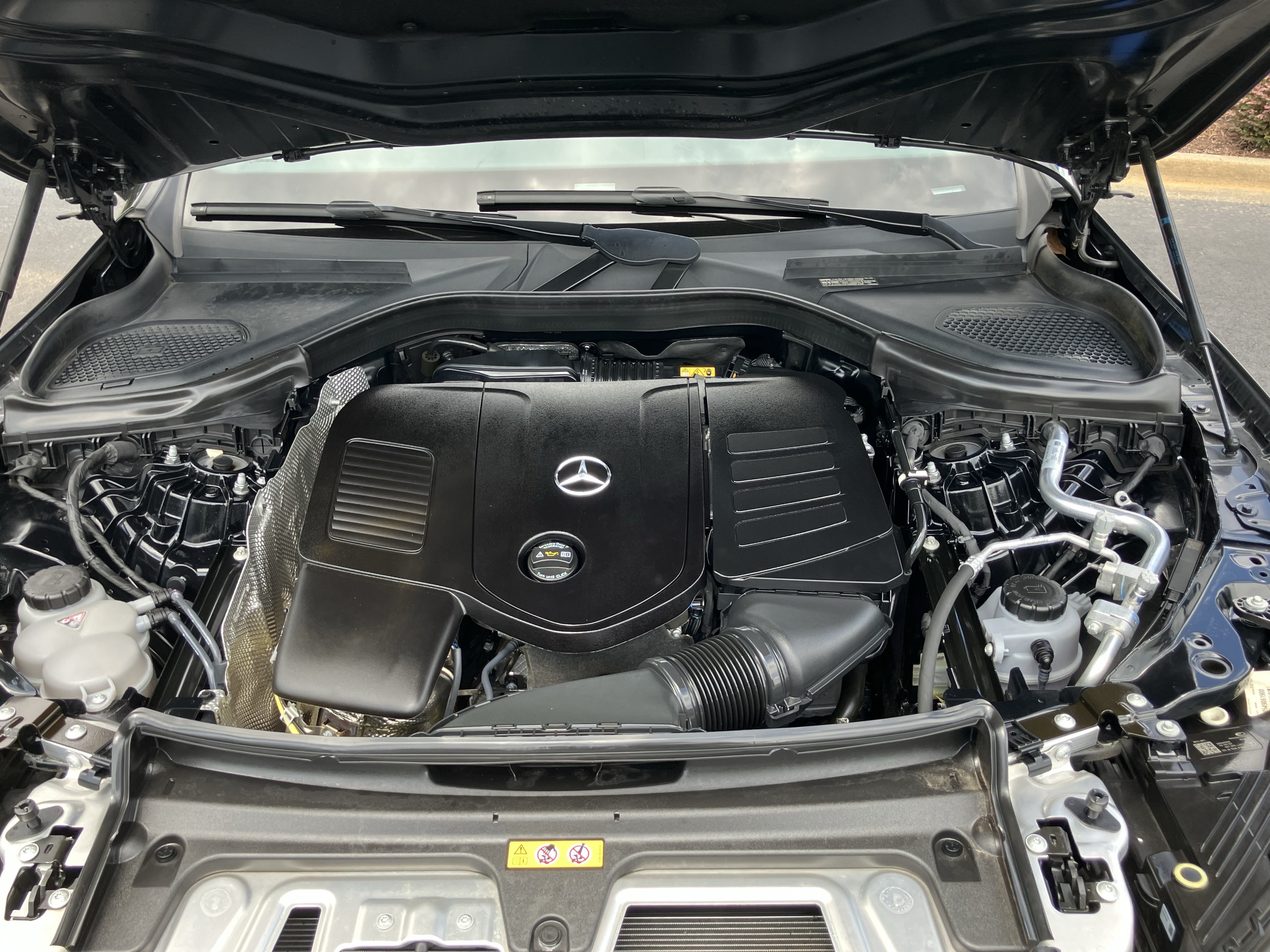 Used 2024 Mercedes-Benz GLC 300 image 38