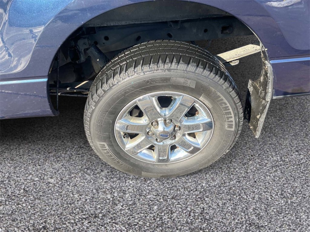 Used 2014 Ford F150 XLT w/ XLT Chrome Package image 12