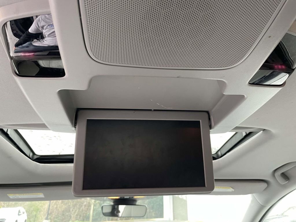 Used 2022 Honda Odyssey Elite image 15