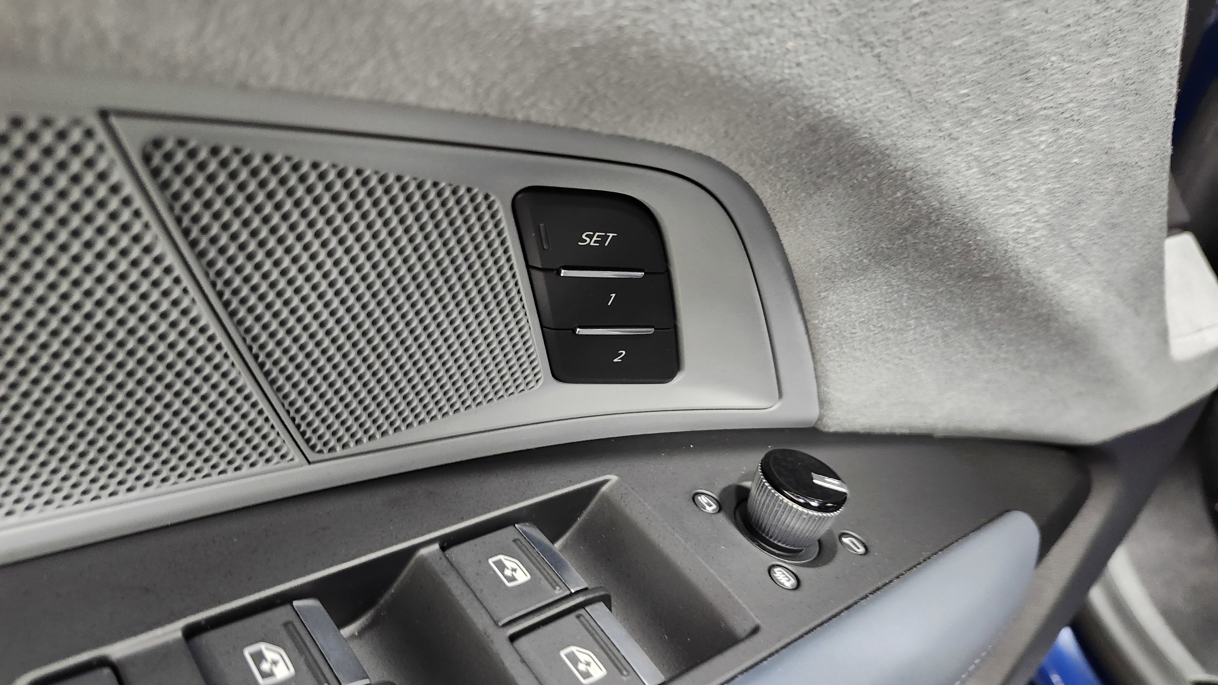 Used 2024 Audi e-tron GT Premium Plus image 28