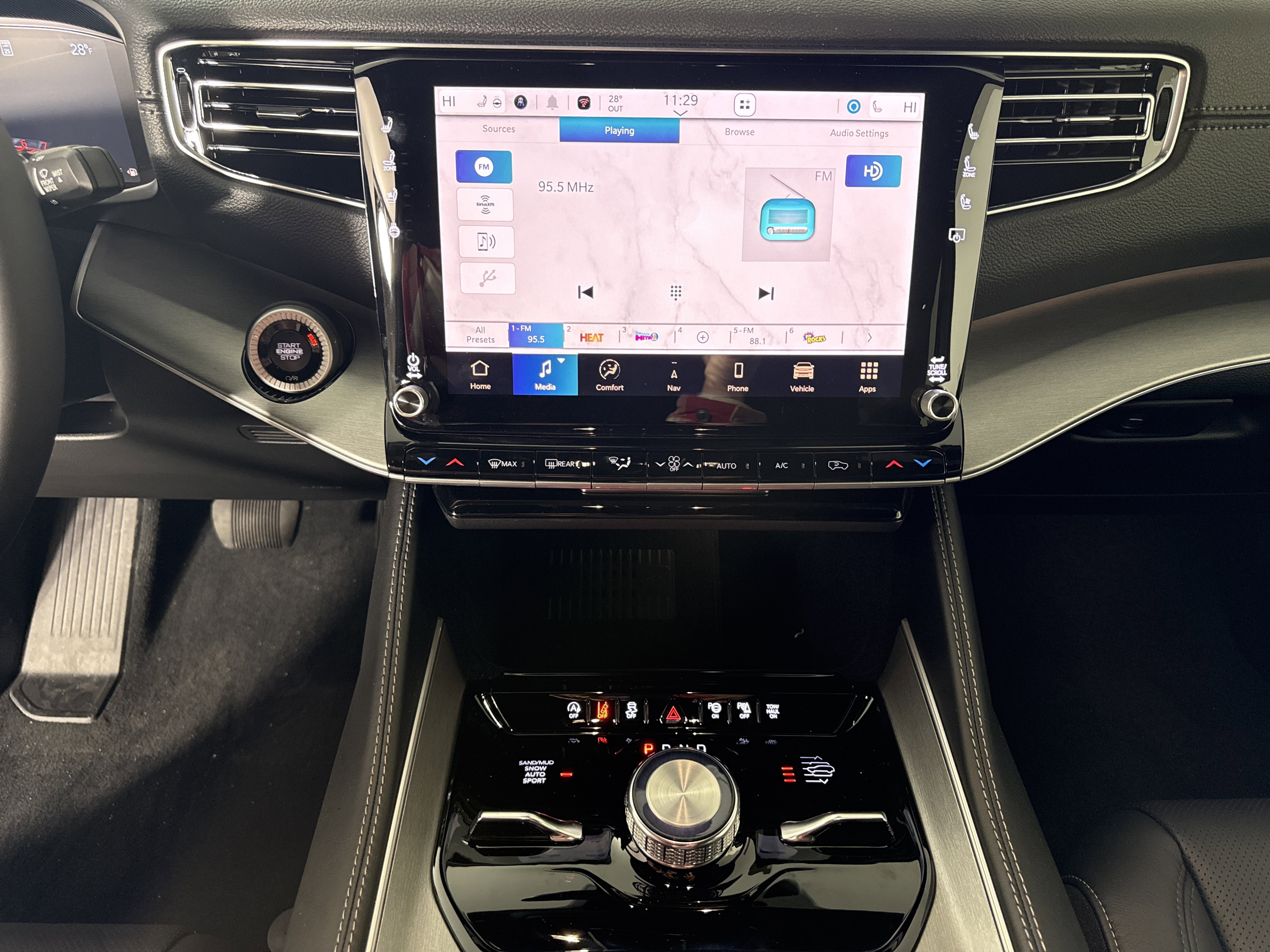 New 2026 Jeep Grand Wagoneer L Limited w/ Convenience Group I image 22