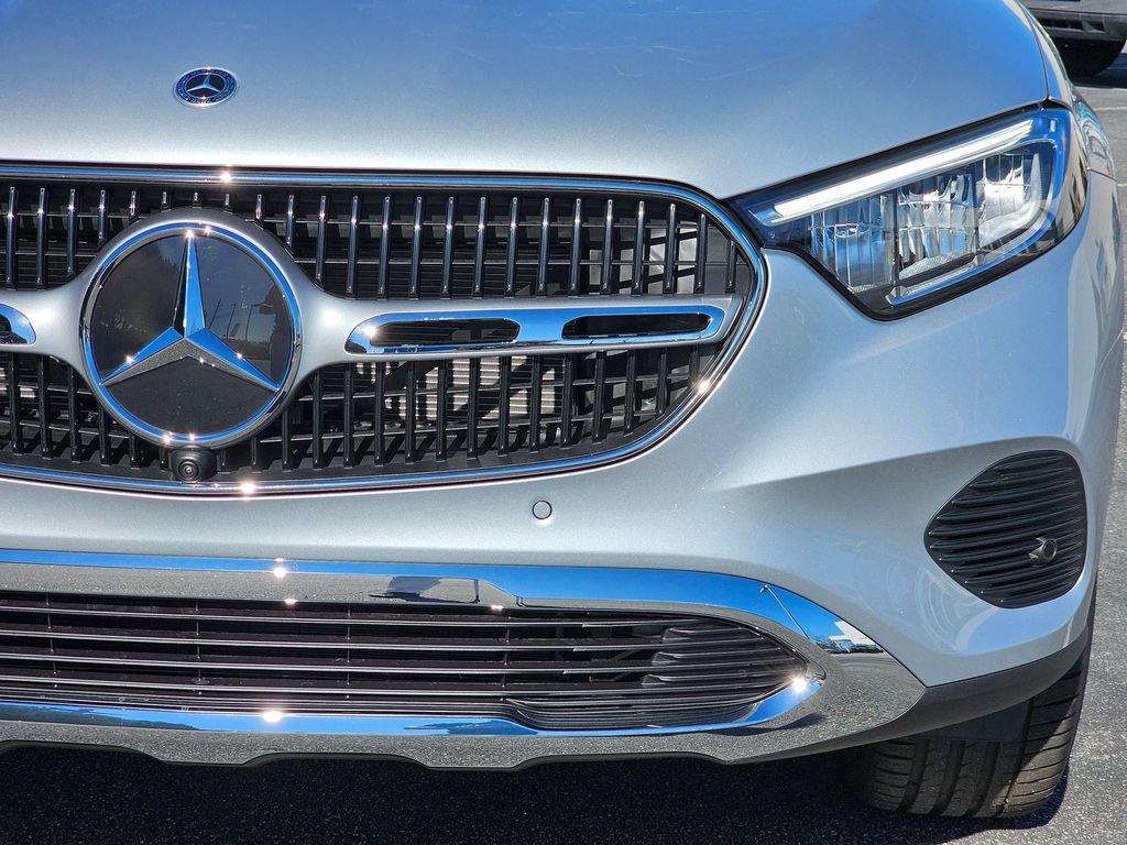 Used 2026 Mercedes-Benz GLC 300 image 9