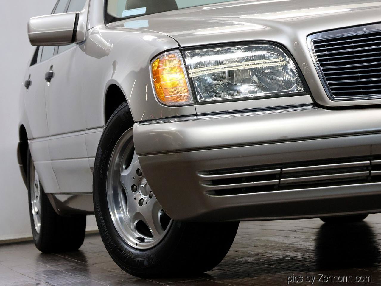 Used 1999 Mercedes-Benz S 320 image 8