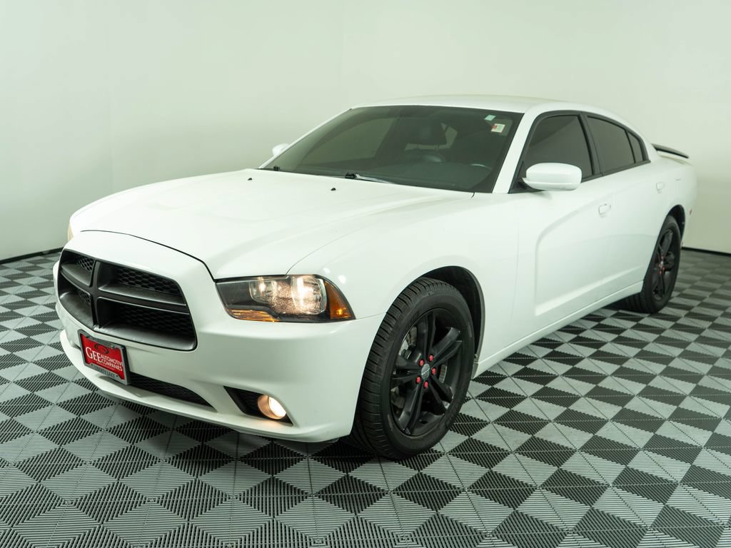 Used 2013 Dodge Charger SXT Plus AWD/4WD image 3