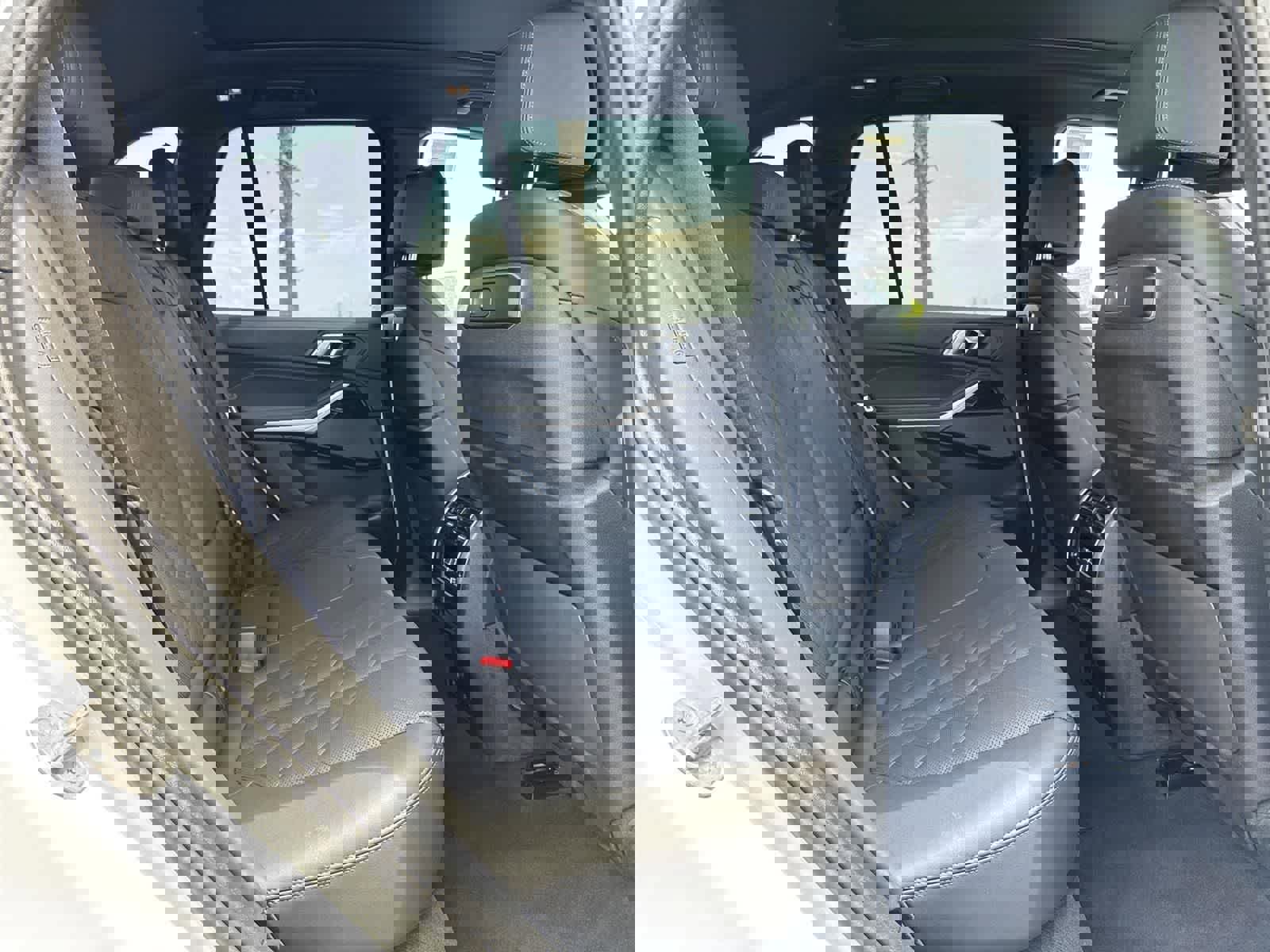 Used 2024 BMW X5 xDrive50e image 37