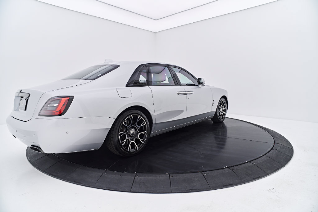 Used 2024 Rolls-Royce Ghost Black Badge AWD/4WD image 14
