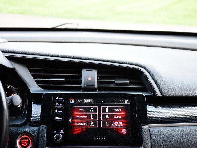 Used 2021 Honda Civic Sport image 25