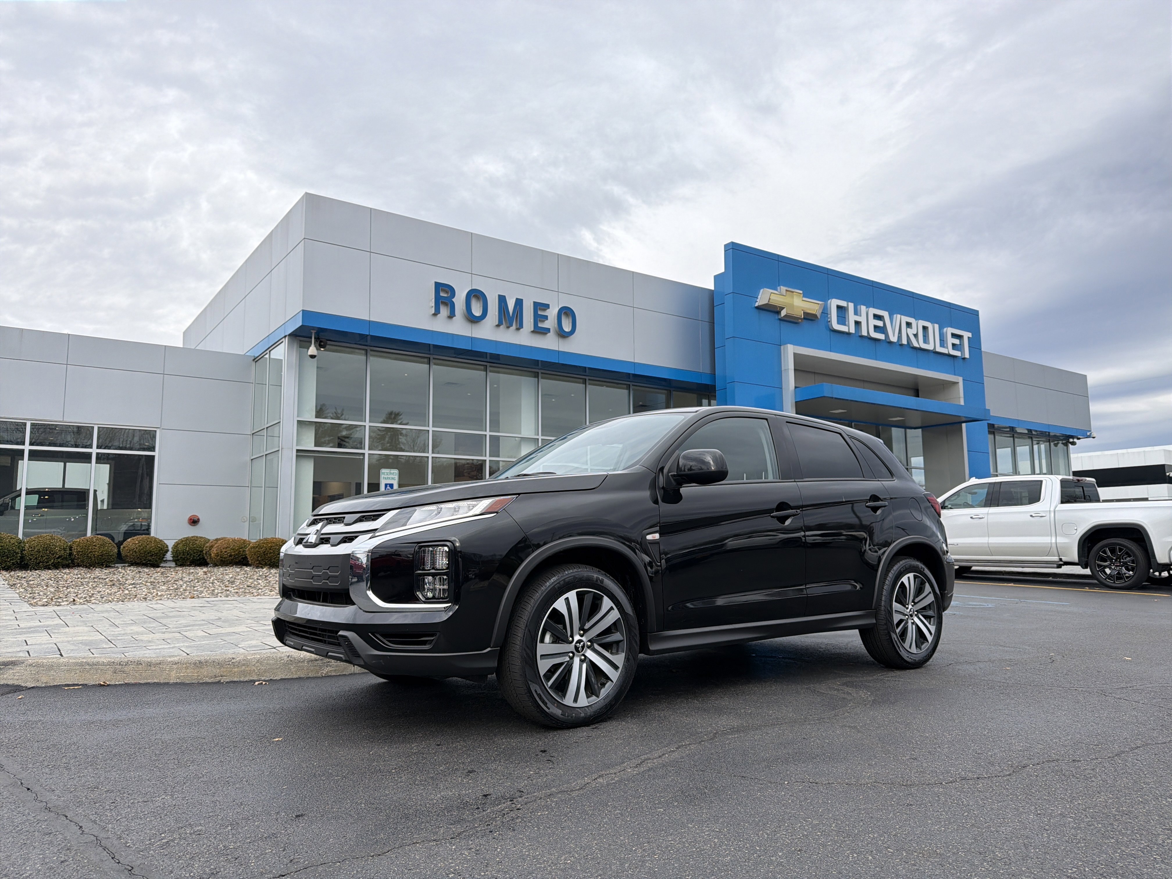 Used 2024 Mitsubishi Outlander Sport ES