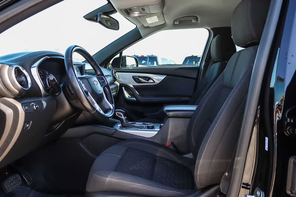 Used 2020 Chevrolet Blazer LT FWD image 17