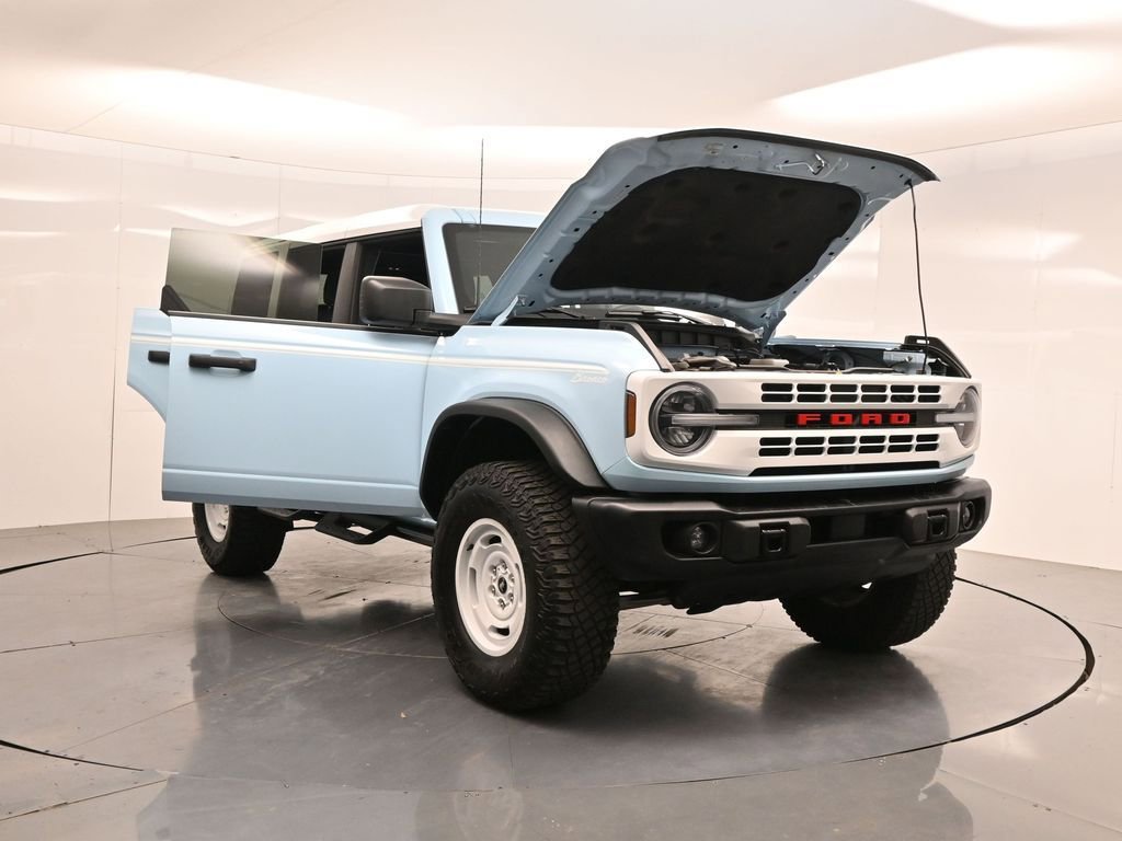 Used 2024 Ford Bronco Heritage Edition image 35
