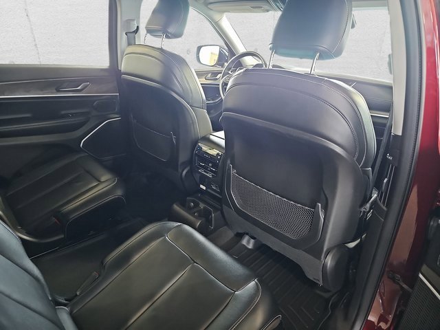 Used 2021 Jeep Grand Cherokee L Limited image 11