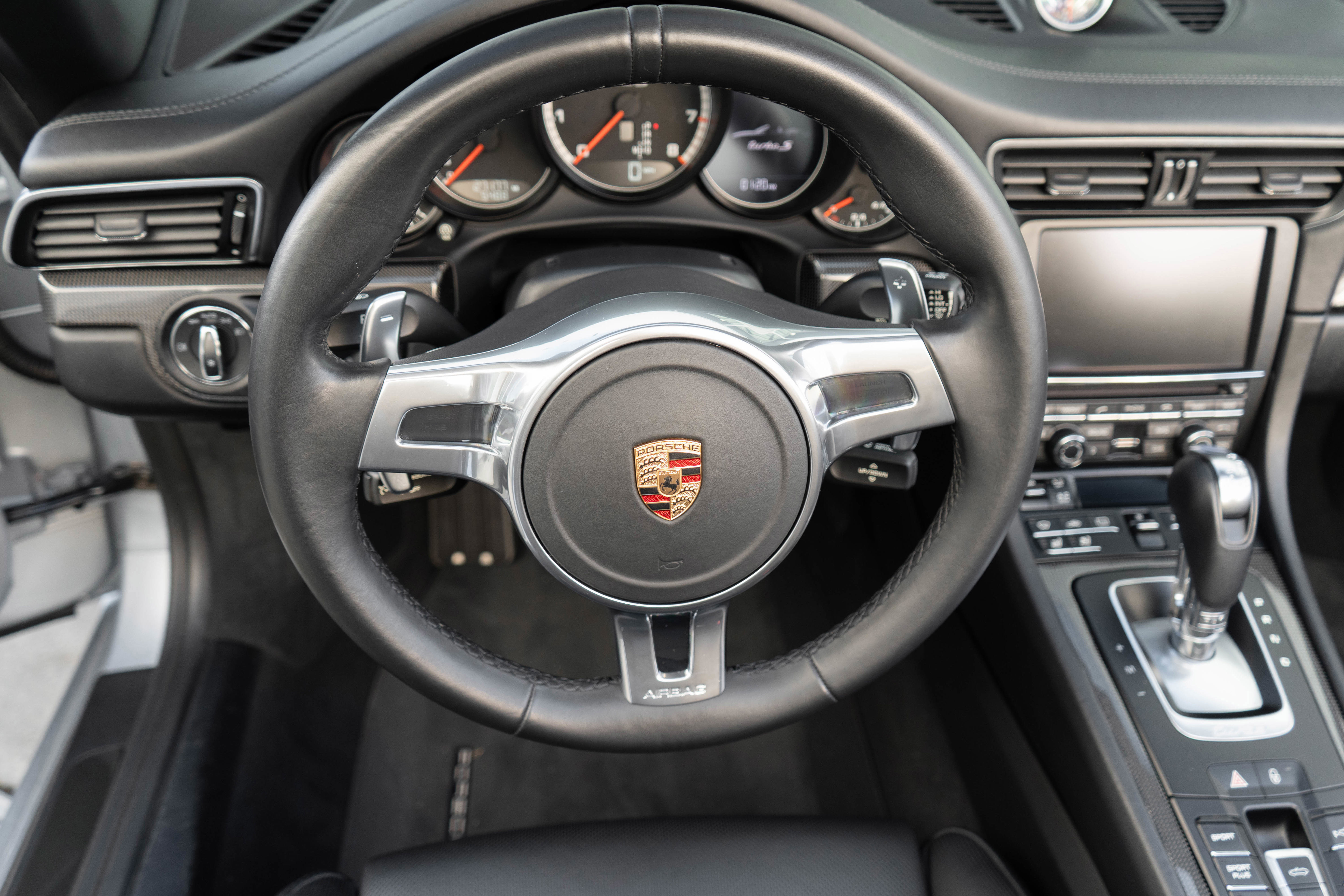 Used 2014 Porsche 911 Turbo S image 15