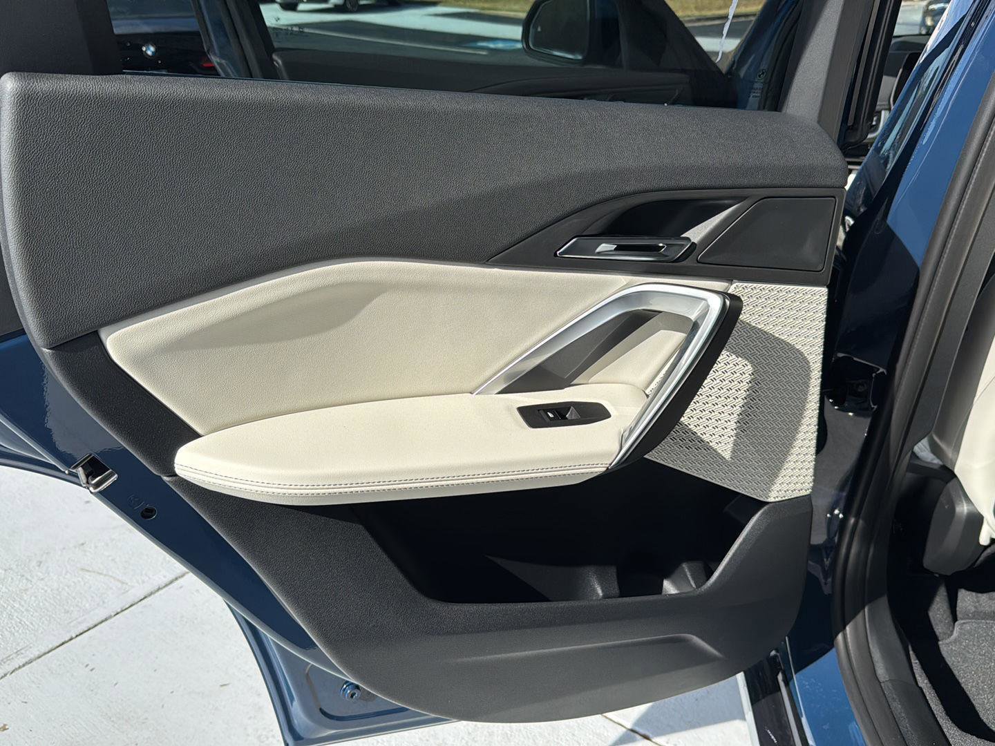 New 2026 BMW X1 xDrive28i w/ Technology Package image 14