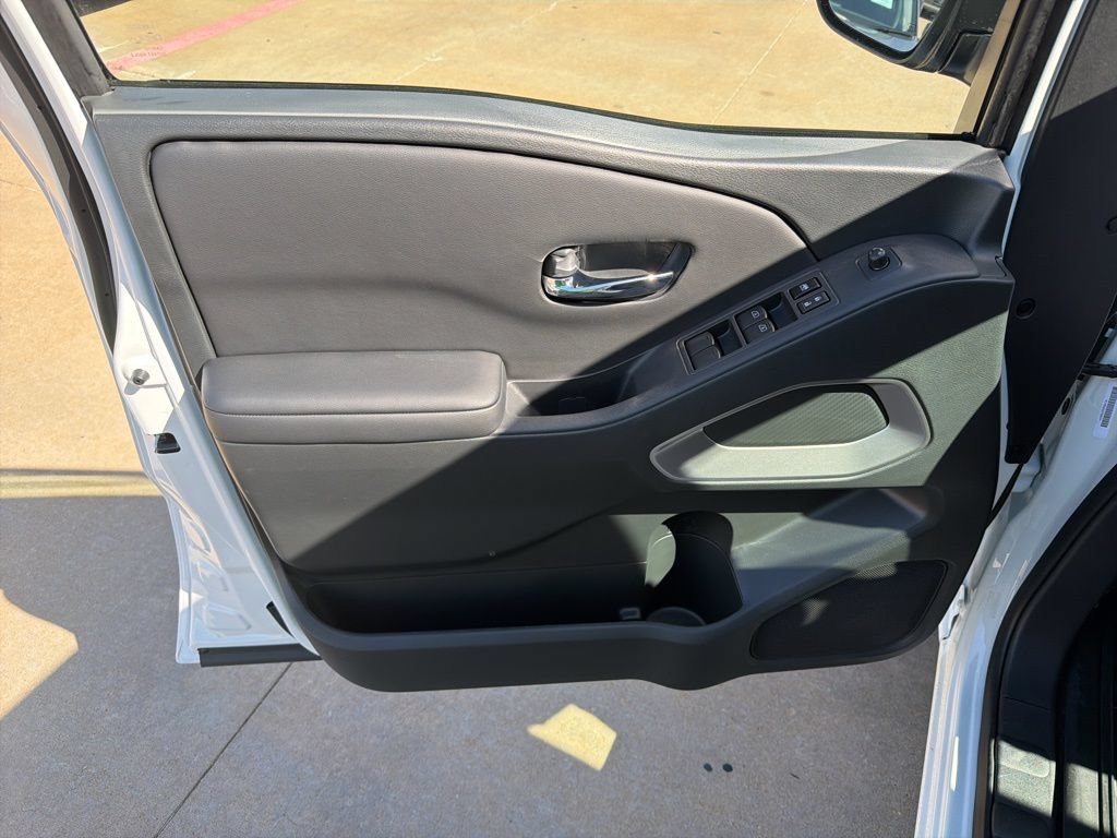 New 2026 Nissan Frontier SV w/ SV Convenience Package RWD image 11