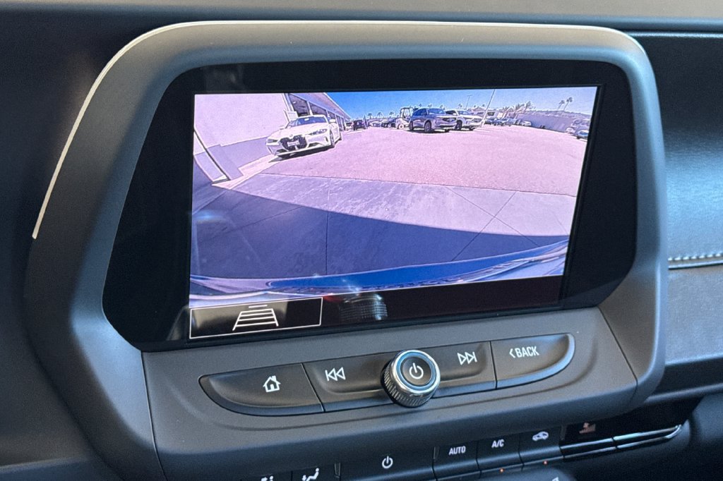 Used 2020 Chevrolet Camaro SS RWD image 21