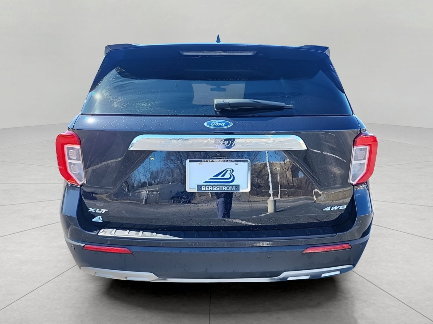 Certified 2023 Ford Explorer XLT w/ Equipment Group 202A image 13