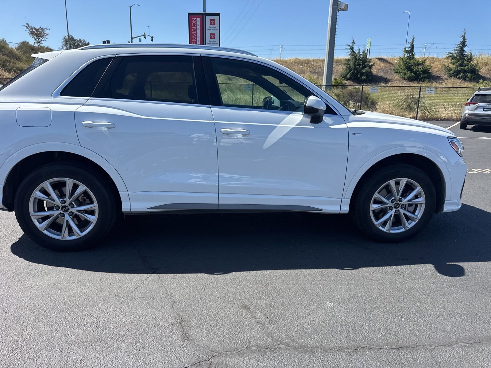 Used 2025 Audi Q3 2.0T Premium AWD/4WD image 8