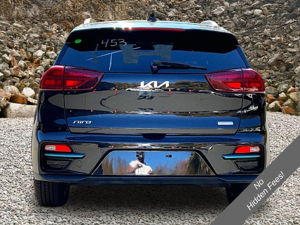 Used 2022 Kia Niro EX Premium w/ Cold Weather Package FWD image 4
