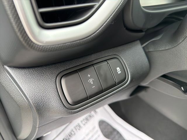 Certified 2026 Hyundai Venue SE image 17