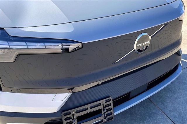 Used 2026 Volvo EX30 Cross Country Ultra w/ Protection Package Premier image 29