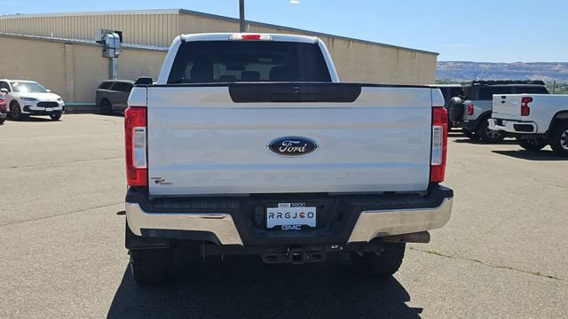 Used 2017 Ford F250 XLT AWD/4WD image 8